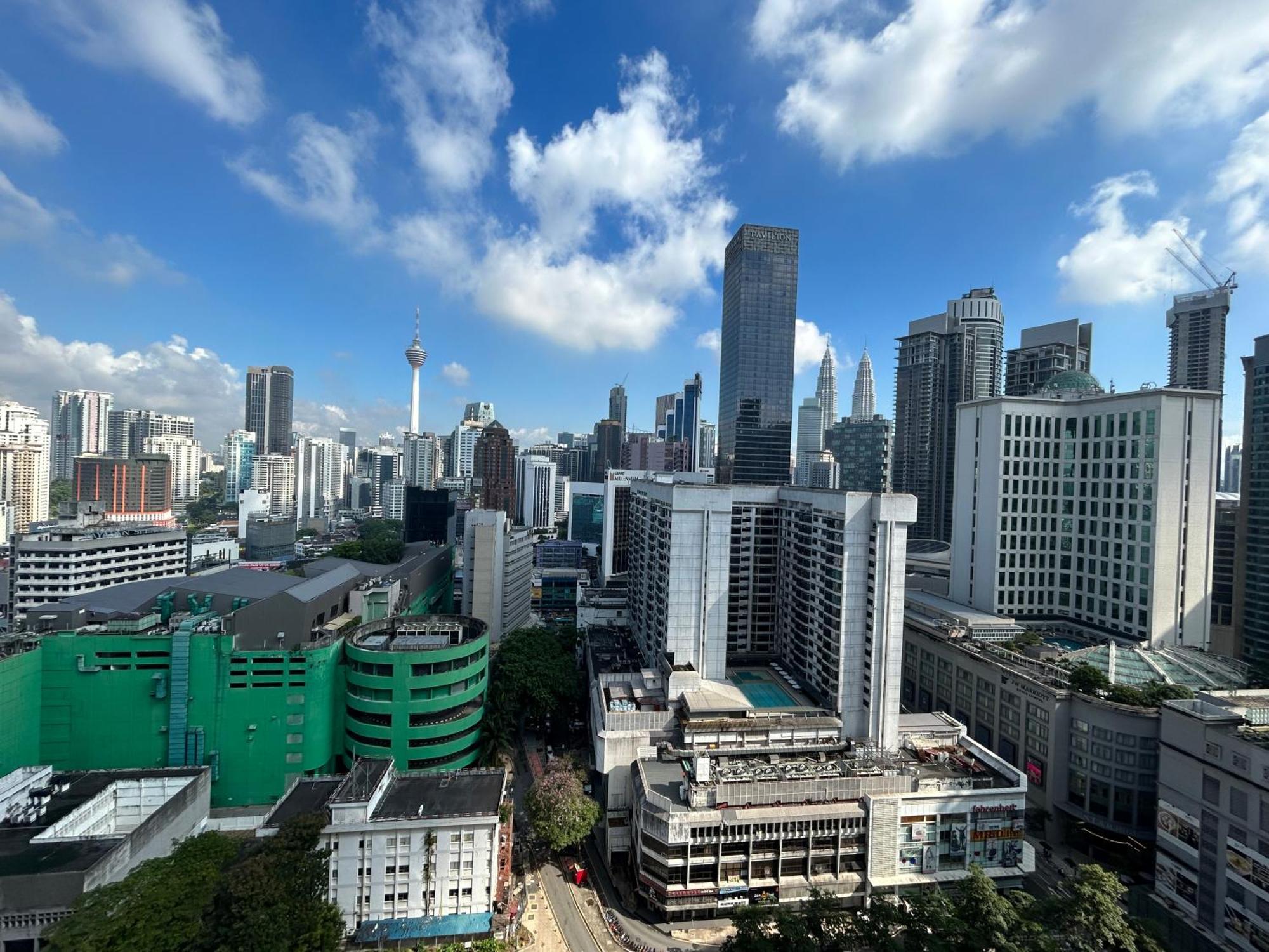 Axon Residence At Pavilion Klcc Kl Tower View By Kimiro Kuala Lumpur Eksteriør billede