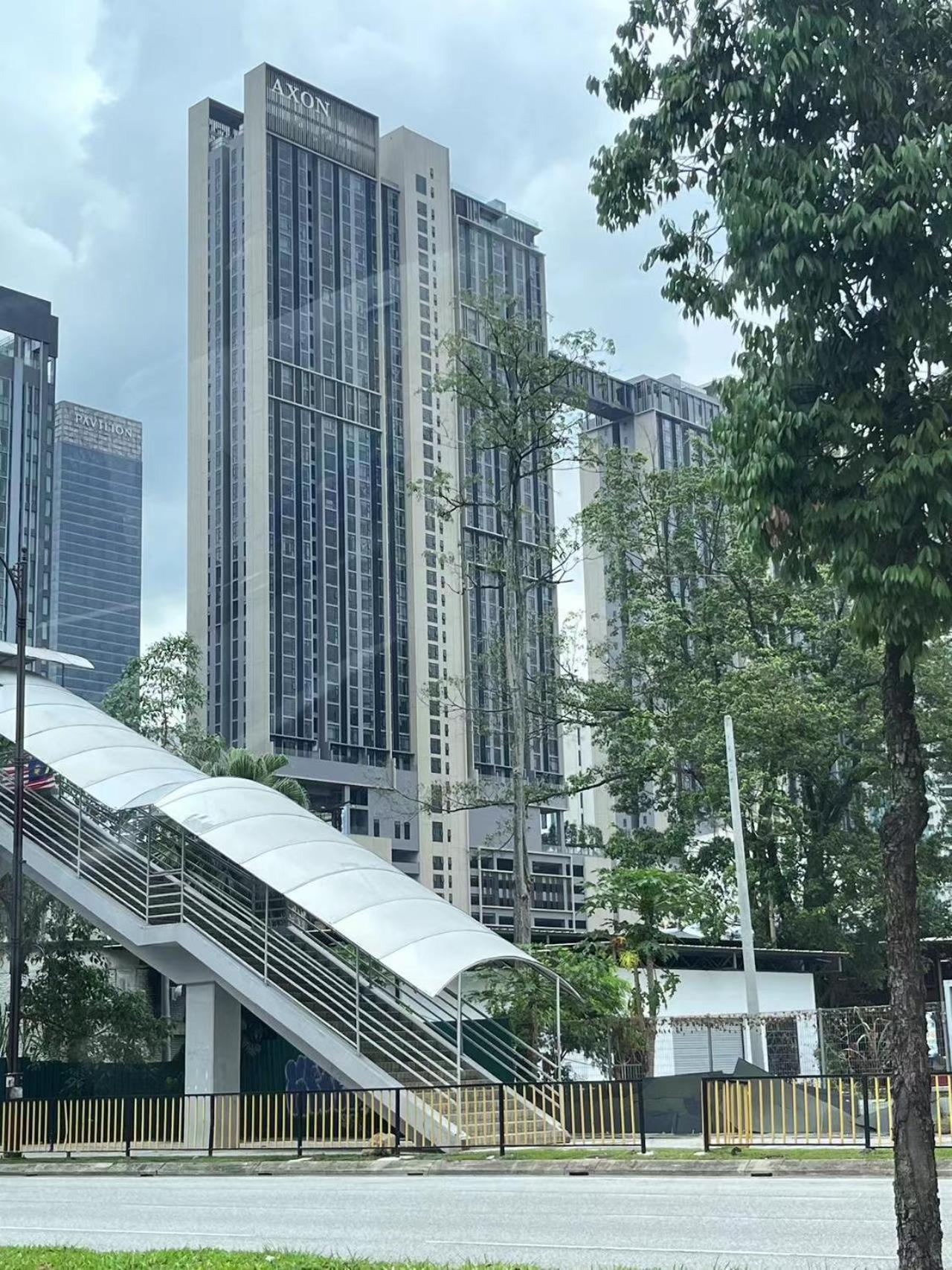 Axon Residence At Pavilion Klcc Kl Tower View By Kimiro Kuala Lumpur Eksteriør billede