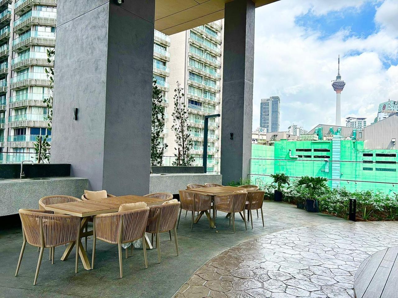 Axon Residence At Pavilion Klcc Kl Tower View By Kimiro Kuala Lumpur Eksteriør billede
